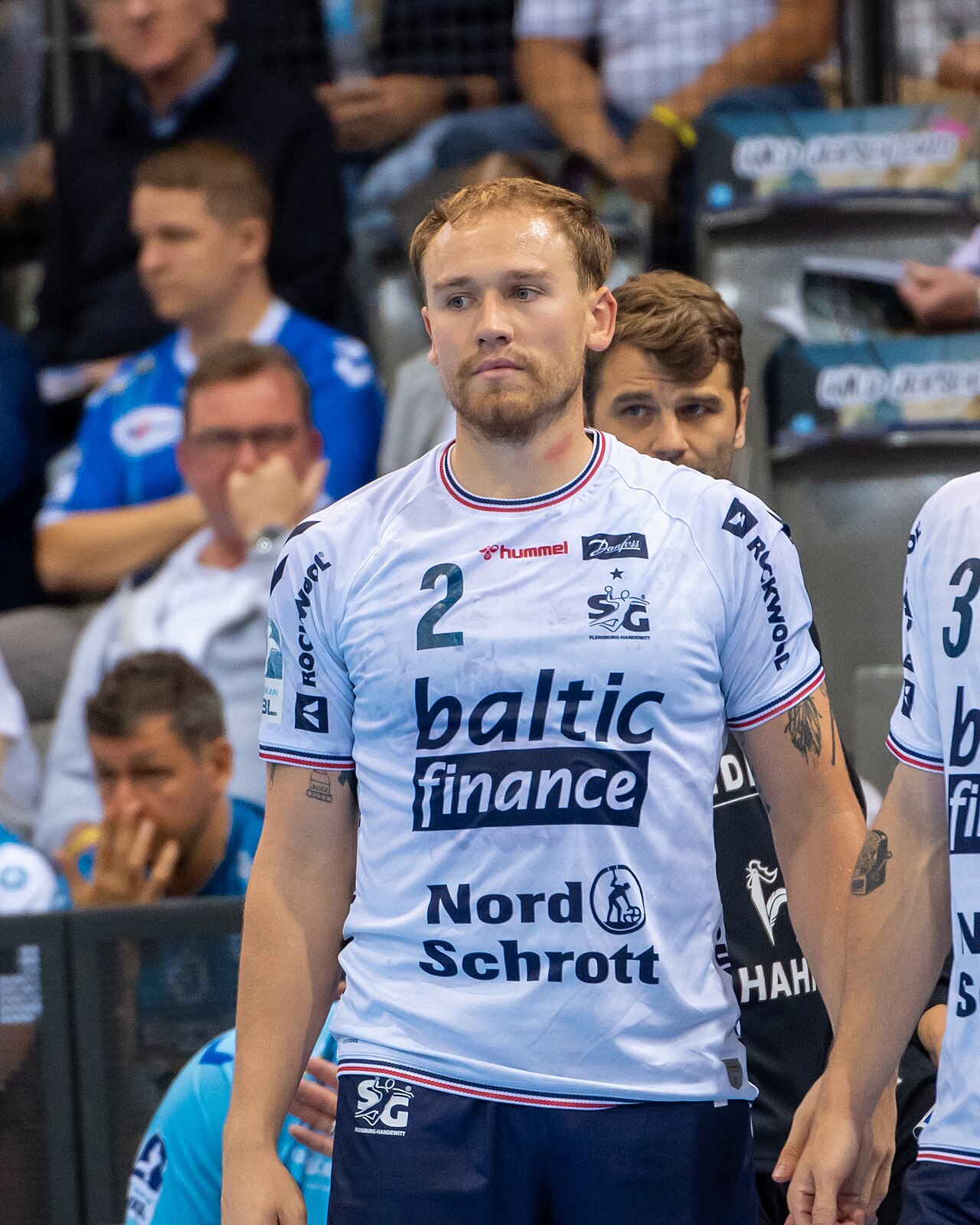 Draw in the Northern Derby; Flensburg Goes Top After Kiel Goal Is Disallowed