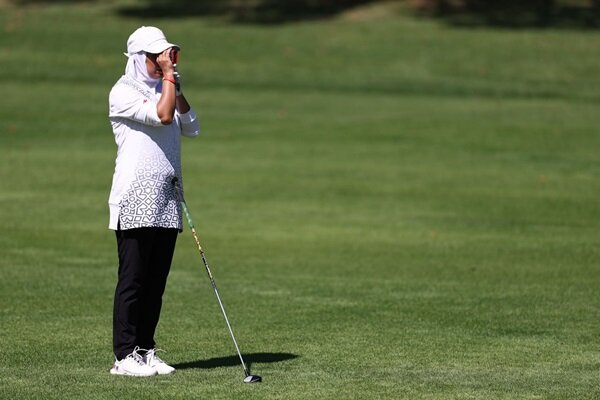 Shahraki Finishes 40th in First Round of Women’s Golf