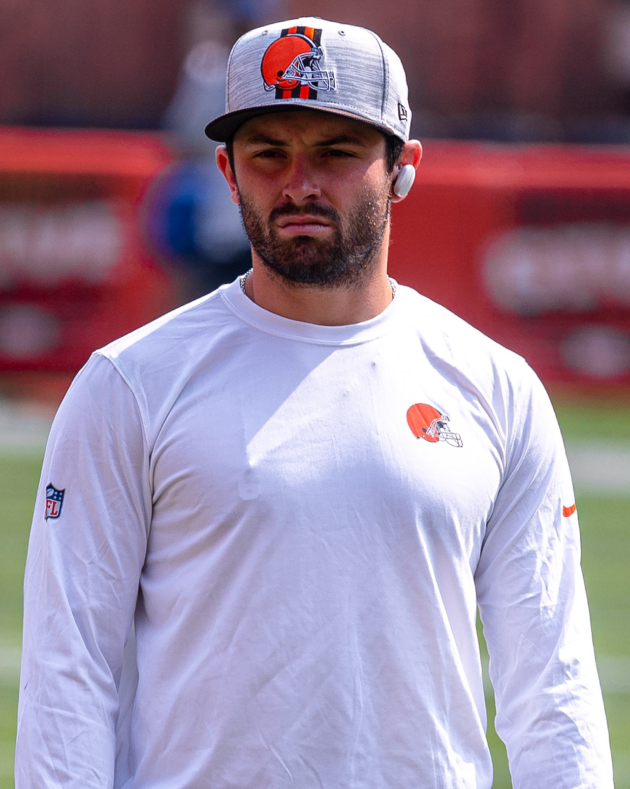 Mayfield Dislocates Thumb in Buccaneers’ Loss to Vikings