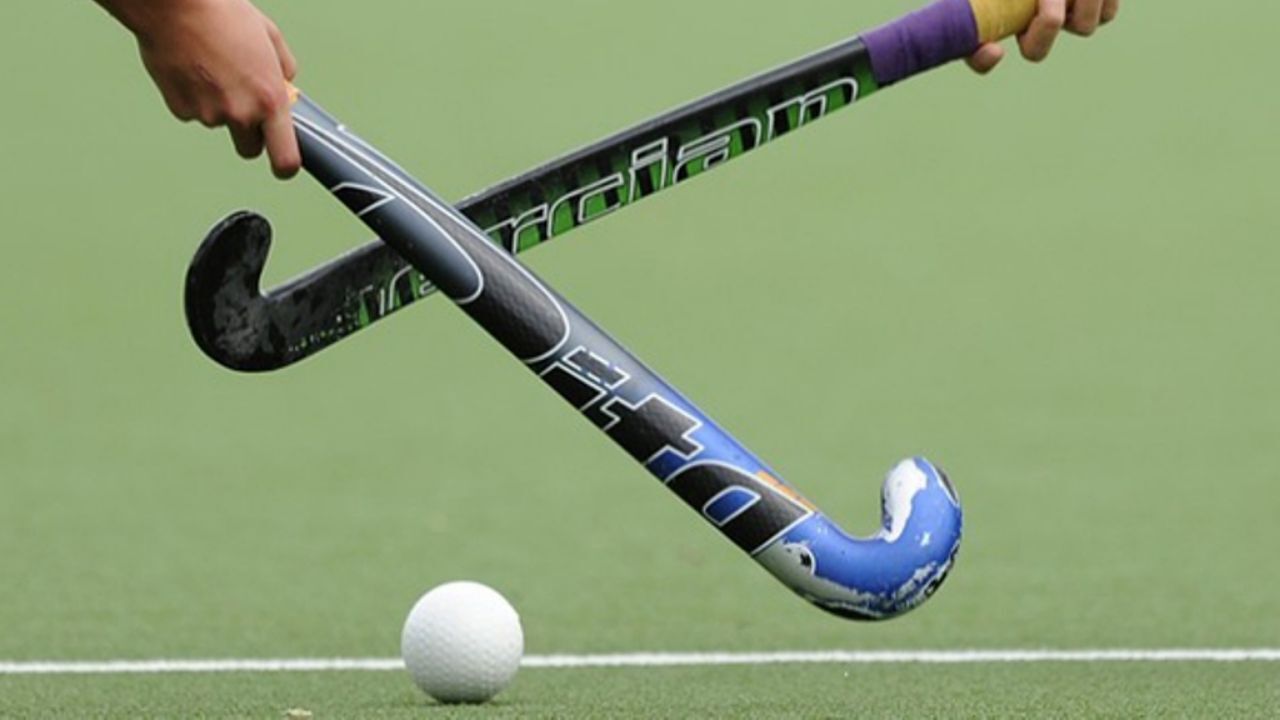 Iran’s Girls’ Under-18 Team Granted Permission to Compete in Five-a-Side Hockey World Championships