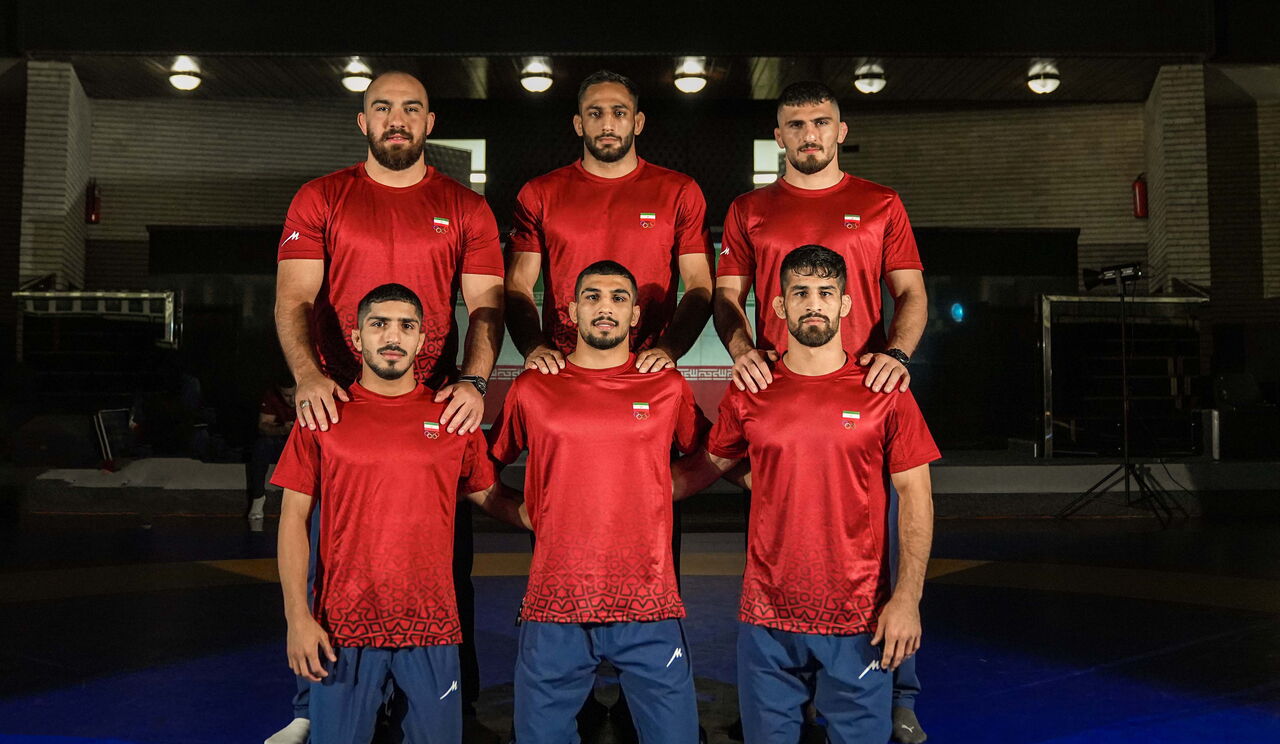 Iranian Freestyle Wrestlers Learn Their Opponents at the Nagoya Asian Games