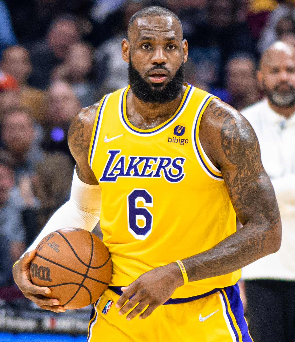 LeBron’s first appearance in a 76ers jersey; high motivation for 24th season