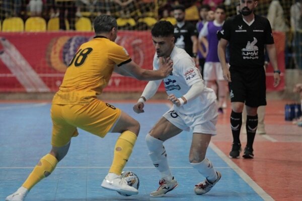 Week six of the Futsal Premier League; the contenders continue to dominate and Gahar Zamin remains undefeated.