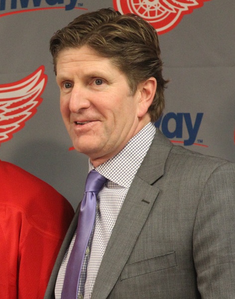 Edmonton’s unsuccessful NHL start; defeat in Babcock’s first game